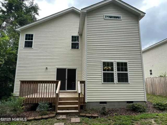 $2,050 | 1050 West Indiana Avenue, Southern Pines, NC 28387