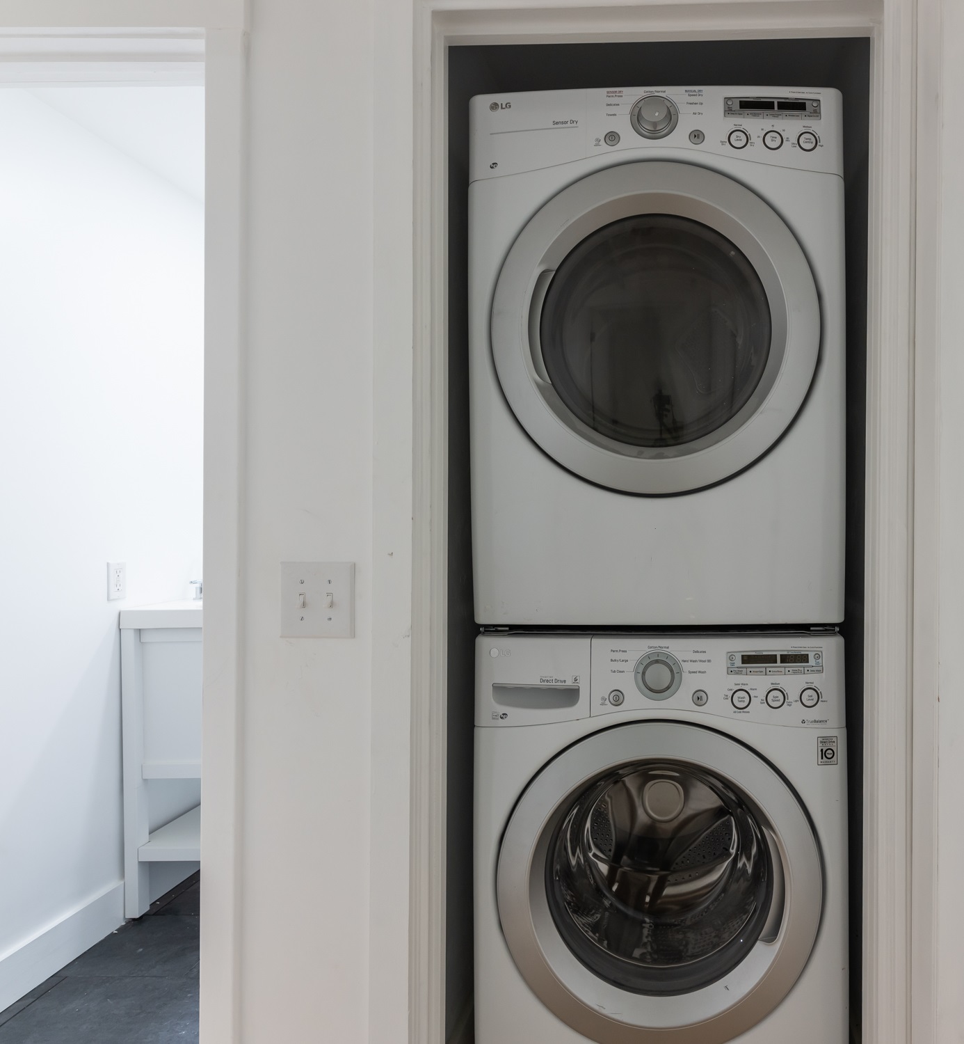 15 Stage Road, Unit A&B Atkinson, NH 03811 - Photo 13 of 40 Gallery Image 13