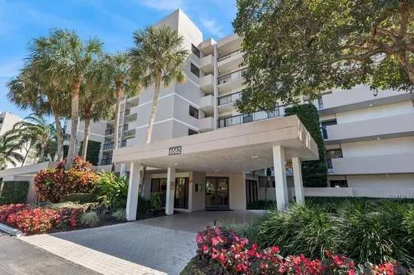 $459,000 | 6562 Boca Del Mar Drive, Unit 321, Boca Raton, FL 33433