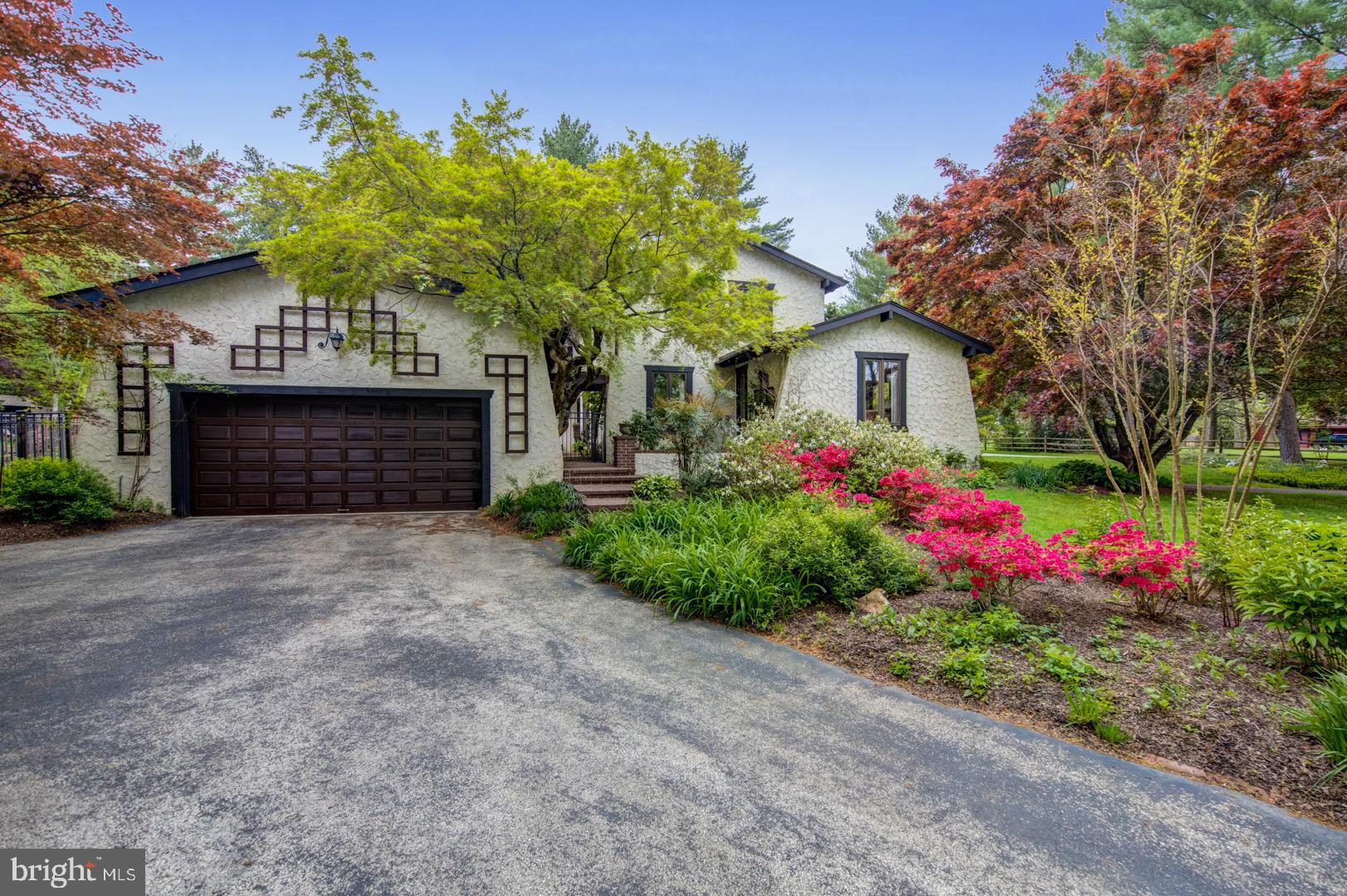 9 Fenimore Lane Wayne, PA 19087 - Photo 2 of 32 Detached Garage