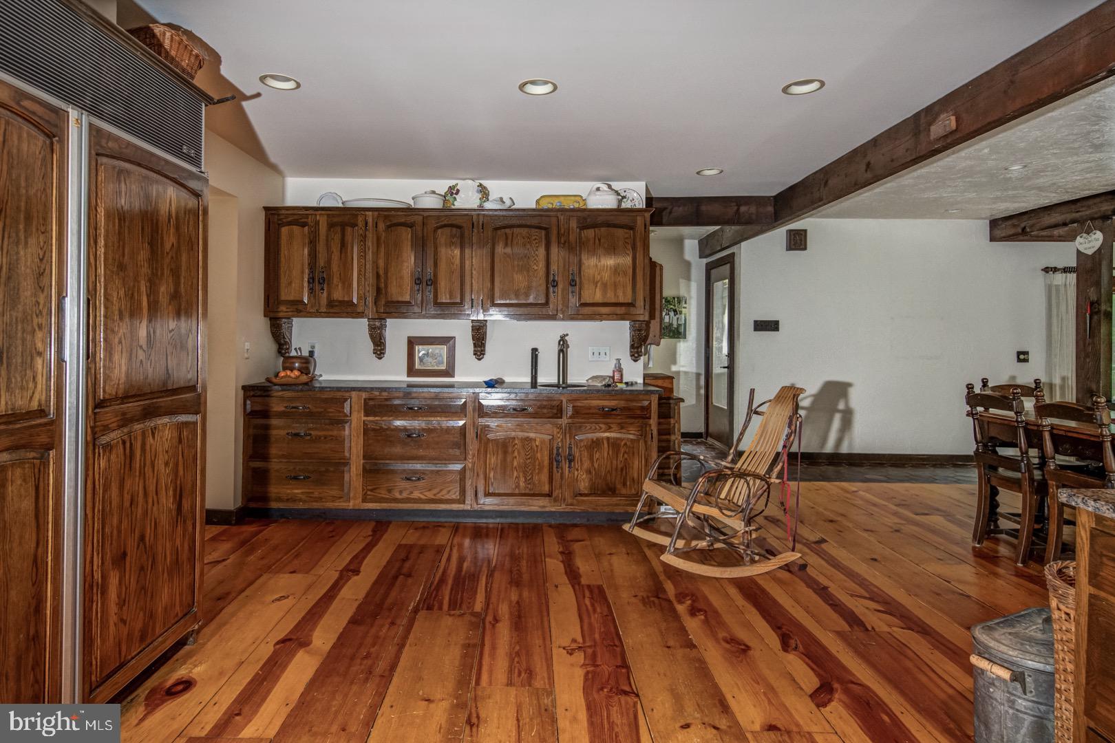 9 Fenimore Lane Wayne, PA 19087 - Photo 17 of 32 Kitchen