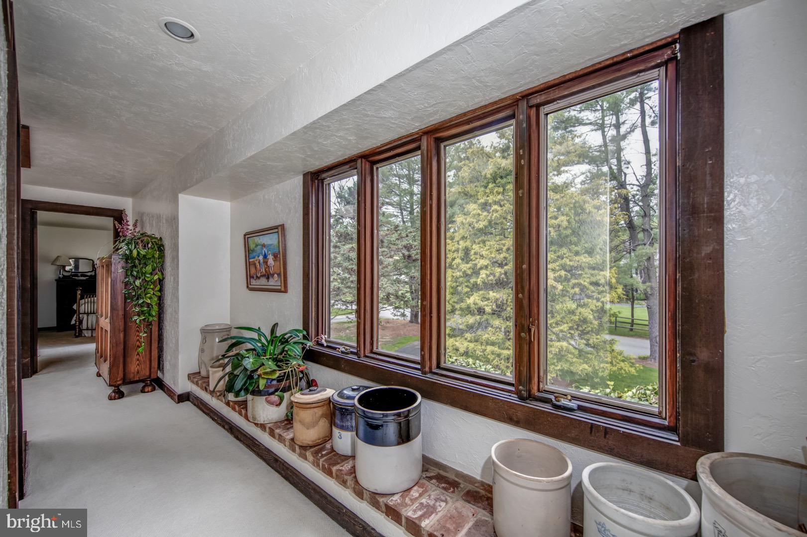 9 Fenimore Lane Wayne, PA 19087 - Photo 23 of 32 2nd Floor Hall