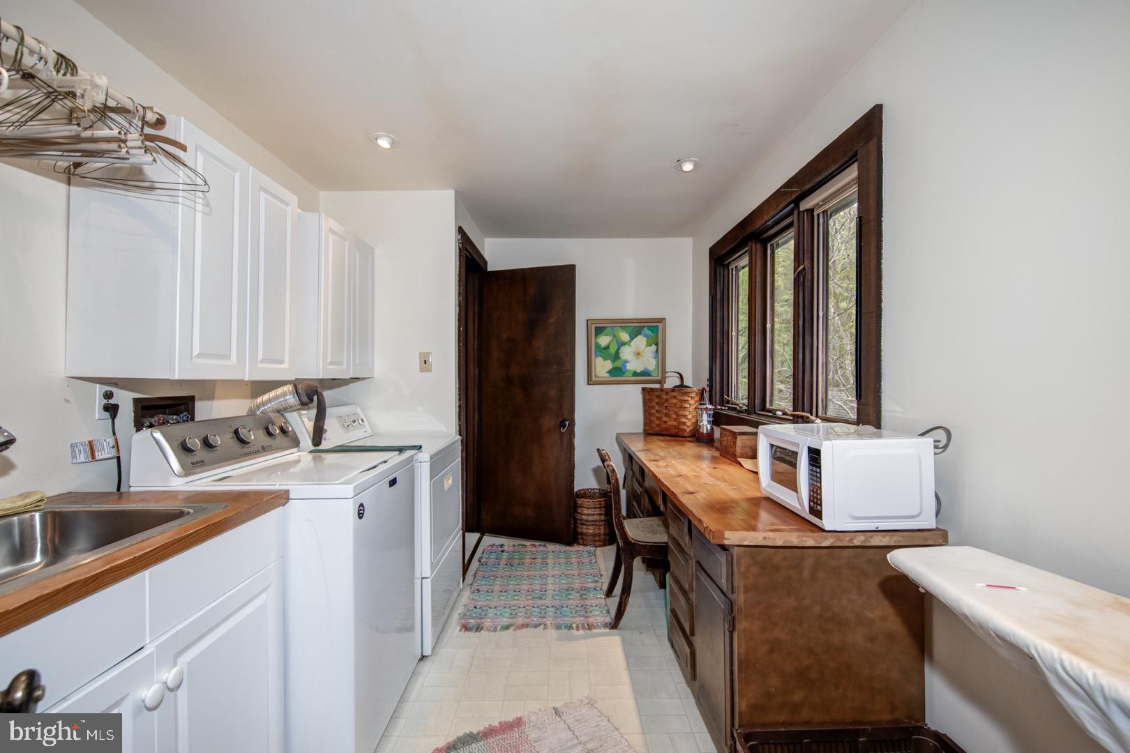 9 Fenimore Lane Wayne, PA 19087 - Photo 31 of 32 Upstairs Laundry area