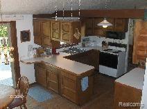 3125 Stanton Road Lake Orion, MI 48362 - Photo 4 of 9 wKitchen