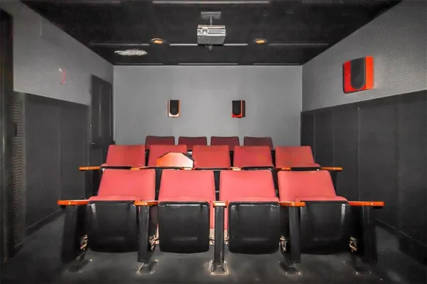 $549,000 | 245 Southwest 400th Road, Warrensburg, MO 64093