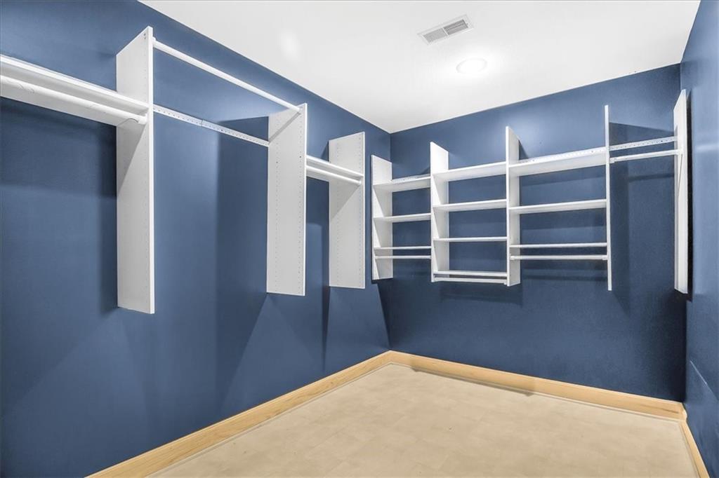 245 Southwest 400th Road Warrensburg, MO 64093 - Photo 14 of 34