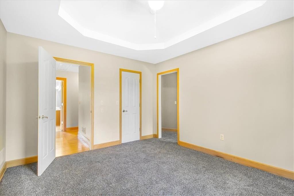 245 Southwest 400th Road Warrensburg, MO 64093 - Photo 15 of 34