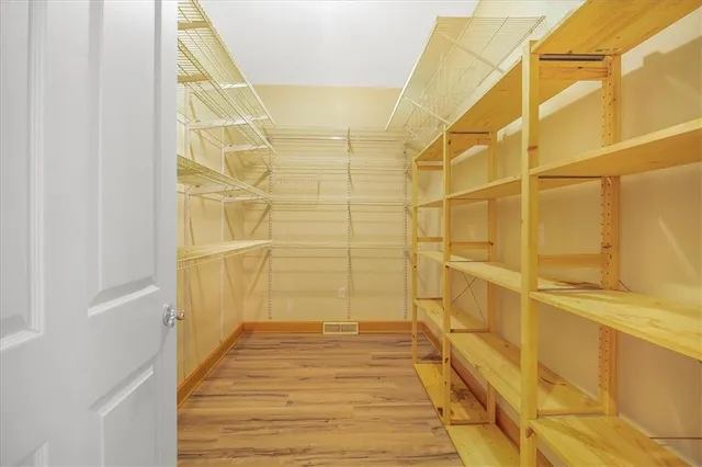 $549,000 | 245 Southwest 400th Road, Warrensburg, MO 64093