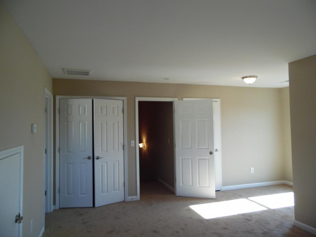 2216 Sherwood Road Kingsport, TN 37664 - Photo 16 of 33 Photo 16