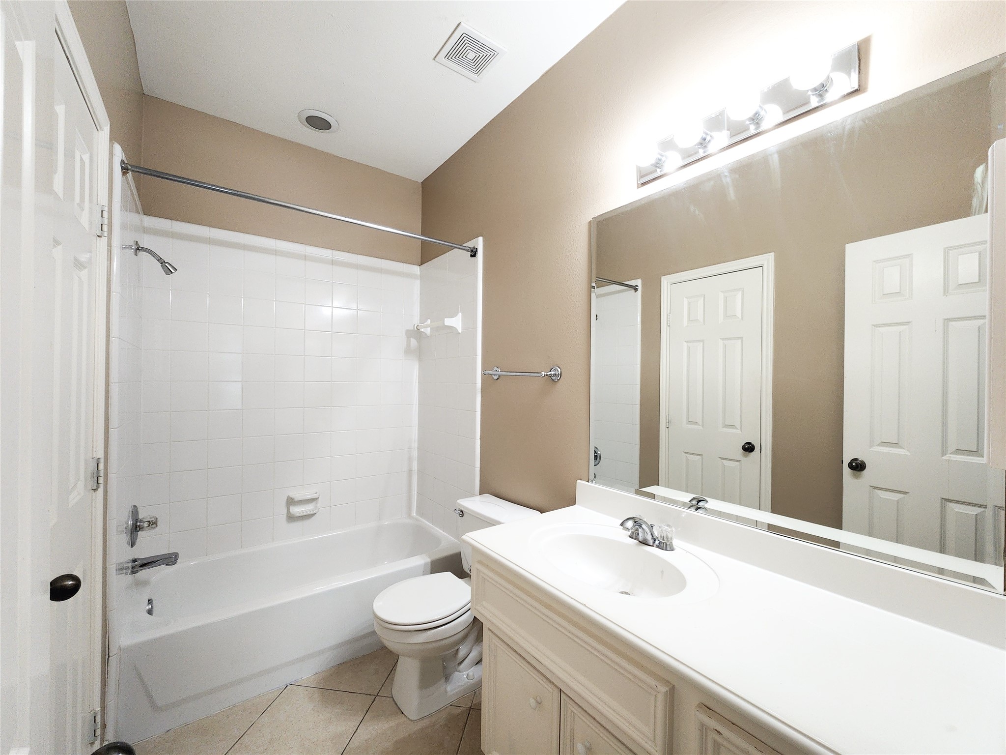 2637 West Dallas Street Houston, TX 77019 - Photo 5 of 22
