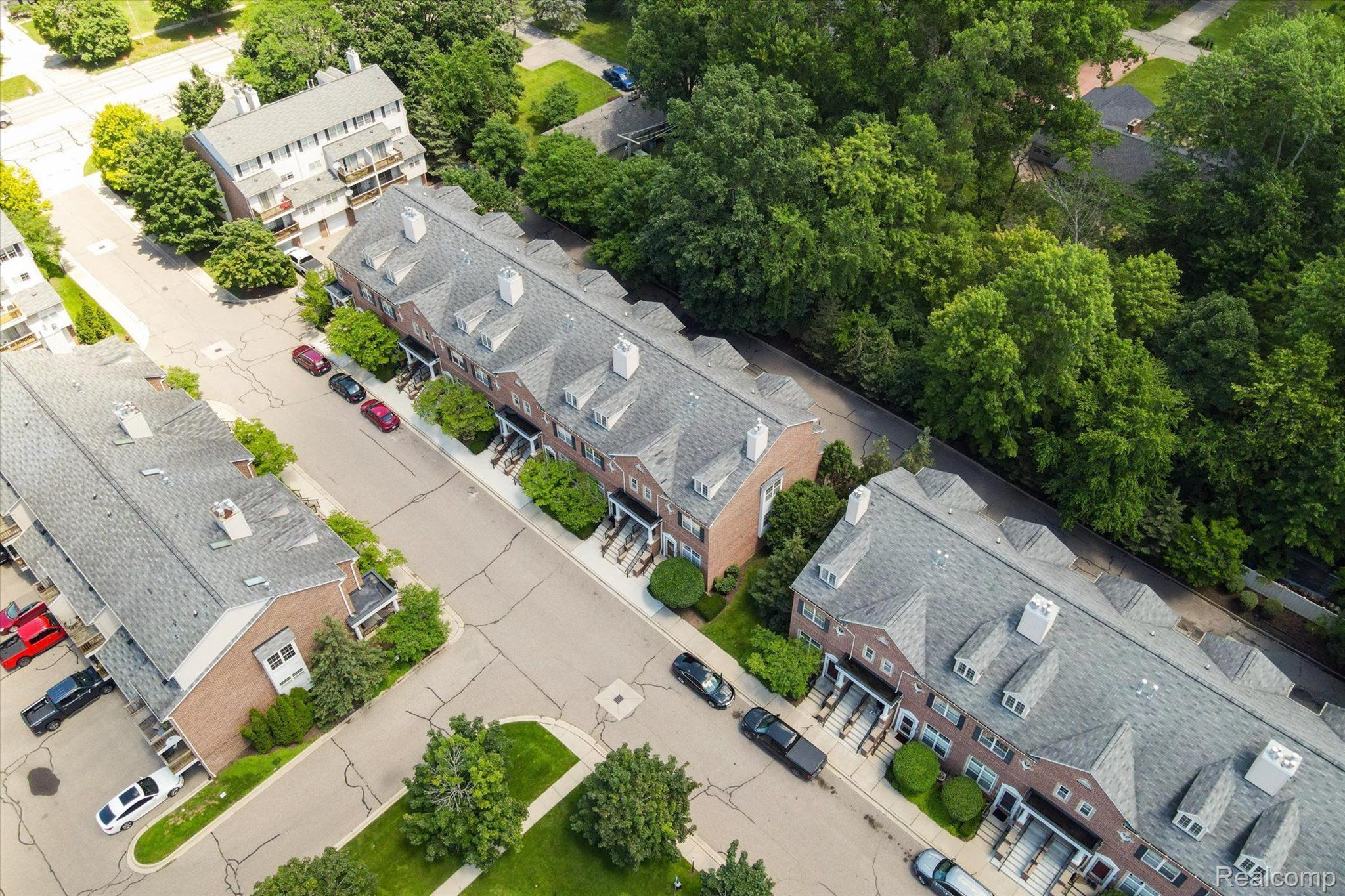16964 Farmington Road Livonia, MI 48154 - Photo 27 of 38 Gallery Image 27
