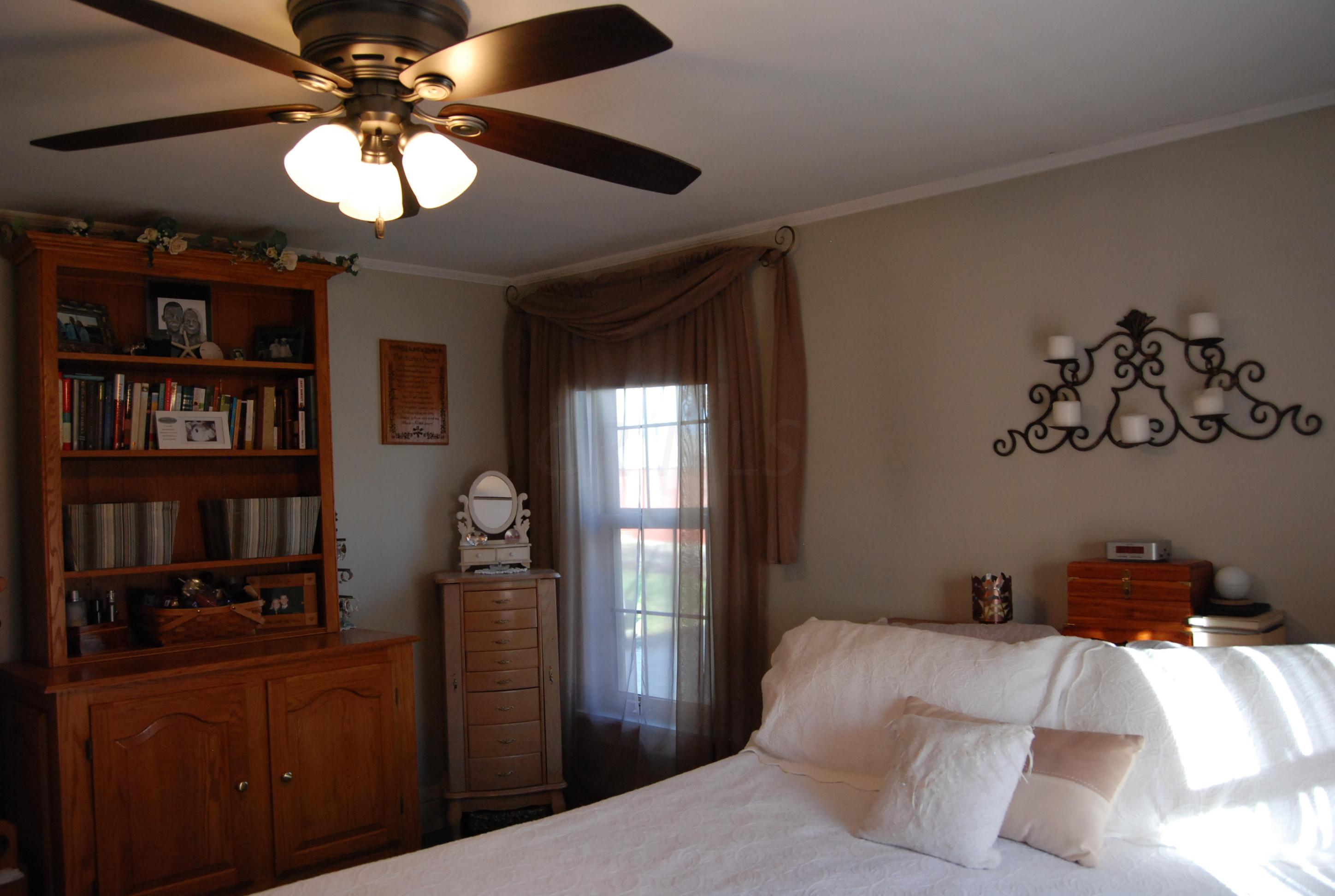 1220 Rockmill Road Southwest Lancaster, OH 43130 - Photo 19 of 38