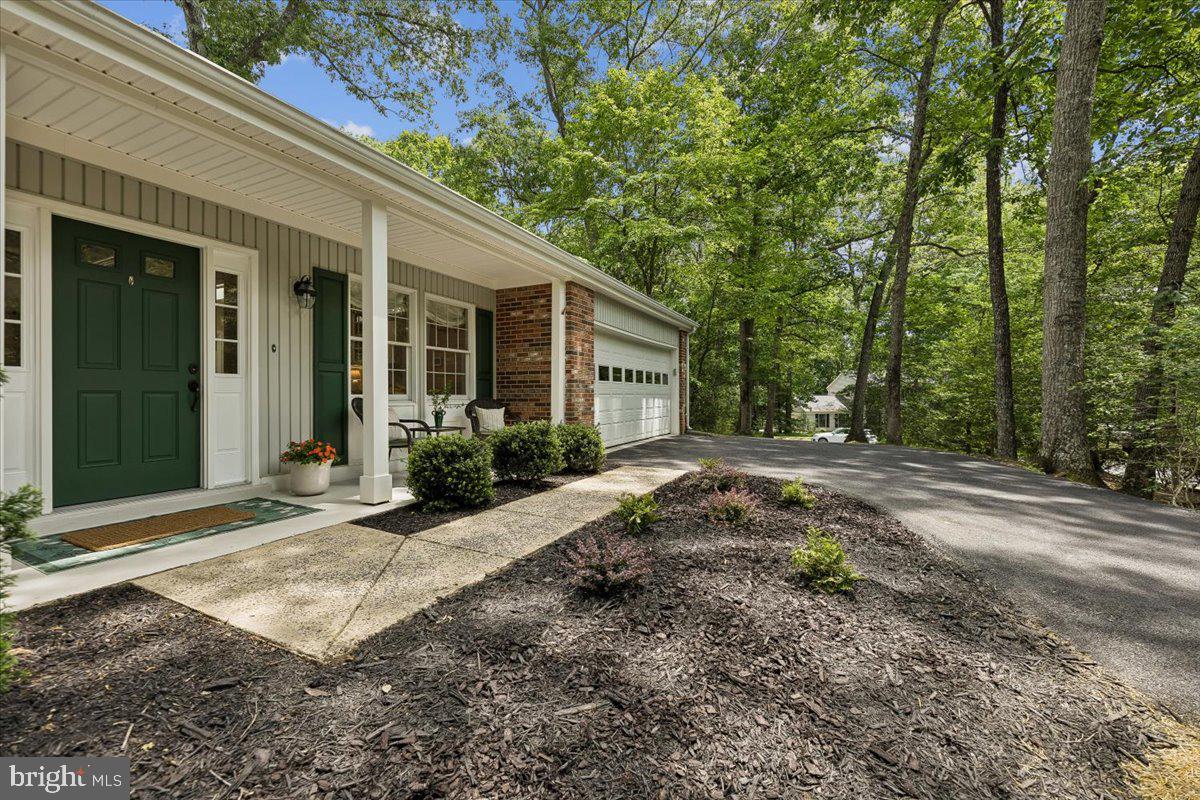 2520 Penny Royal Lane Reston, VA 20191 - Photo 35 of 40