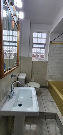 $1,350 | 3520 South Winchester Avenue, Unit 2F, Chicago, IL 60609