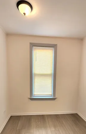 $1,350 | 3520 South Winchester Avenue, Unit 2F, Chicago, IL 60609