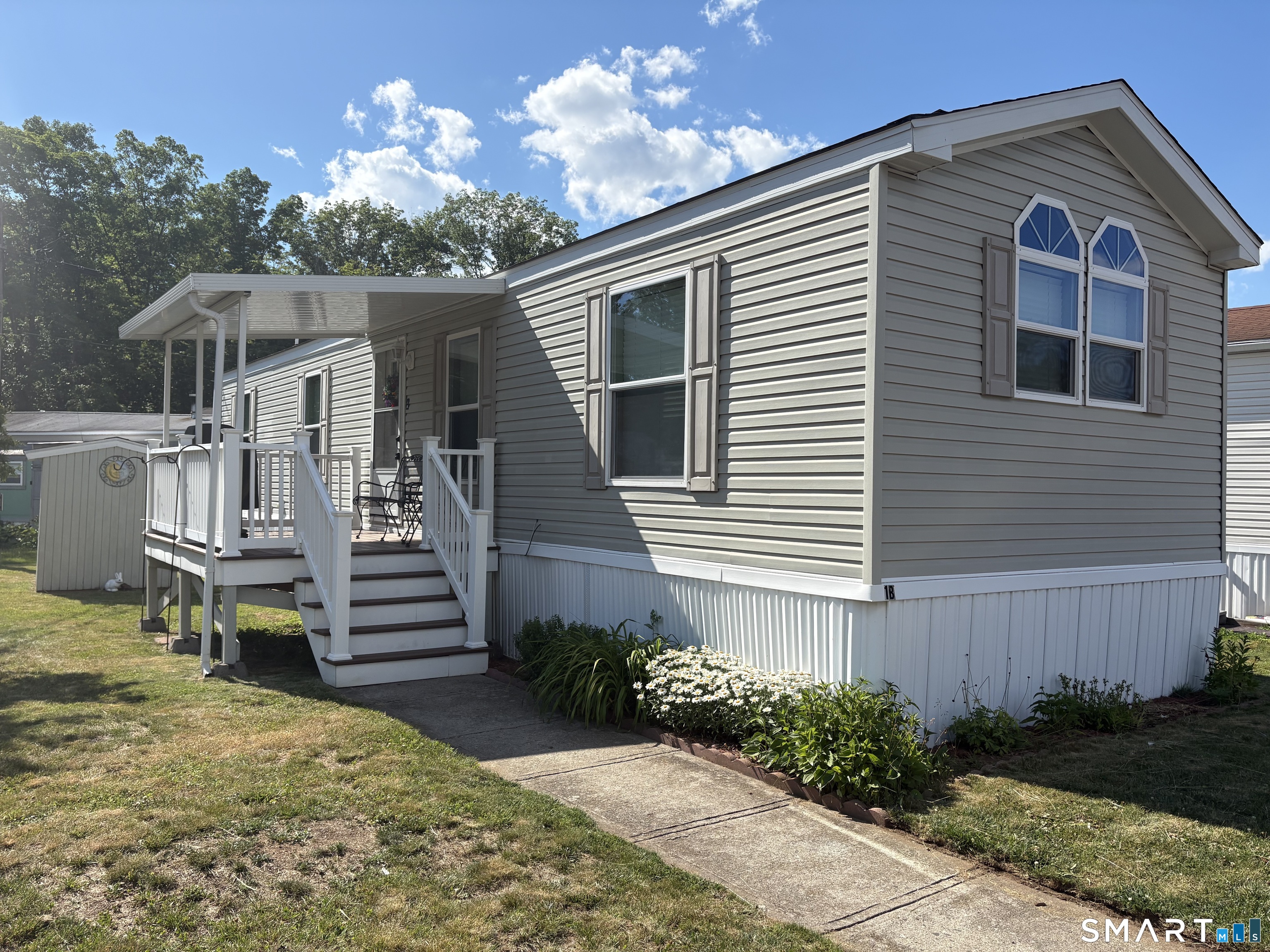 224 Foxon Road North Branford, CT 06471 - Photo 2 of 24