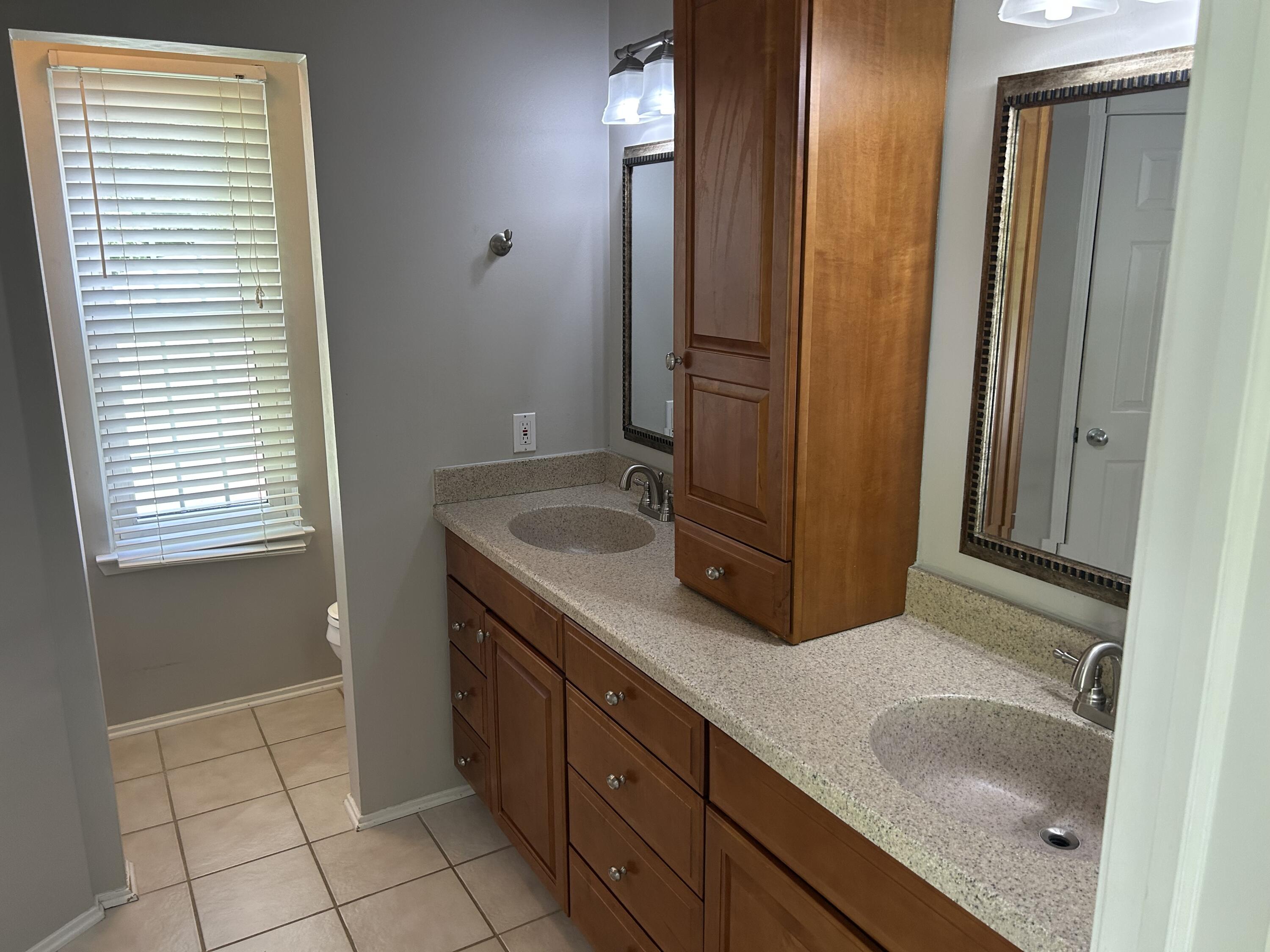 211 Whitney Drive Rochester Hills, MI 48307 - Photo 16 of 41 IMG_4568