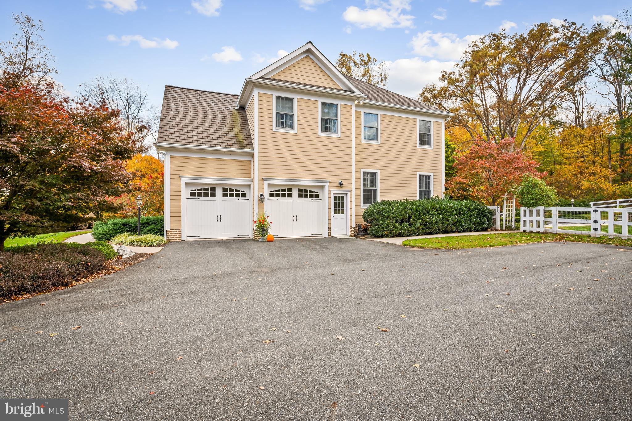 2049 Corbett Road Monkton, MD 21111 - Photo 62 of 66 Lots of parking.
