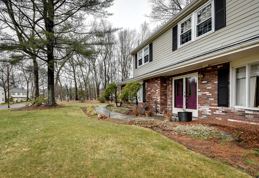 20 Cider Mill Road Framingham, MA 01701 - Photo 2 of 26