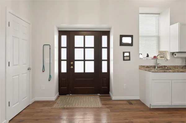 $449,999 | 140 East Street, Mendon, NY 14472