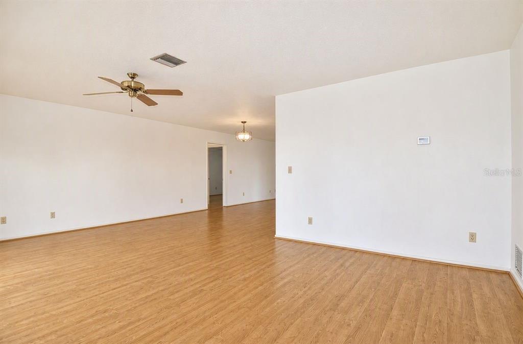 1379 Everest Road Venice, FL 34293 - Photo 11 of 46
