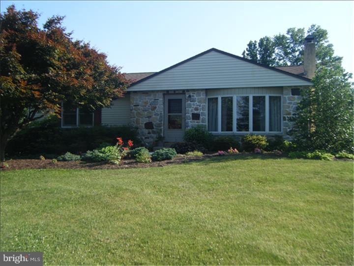 612 County Line Road Telford, PA 18969 - Photo 2 of 16 Exterior Front