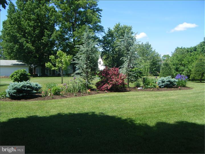 612 County Line Road Telford, PA 18969 - Photo 6 of 16 Exterior