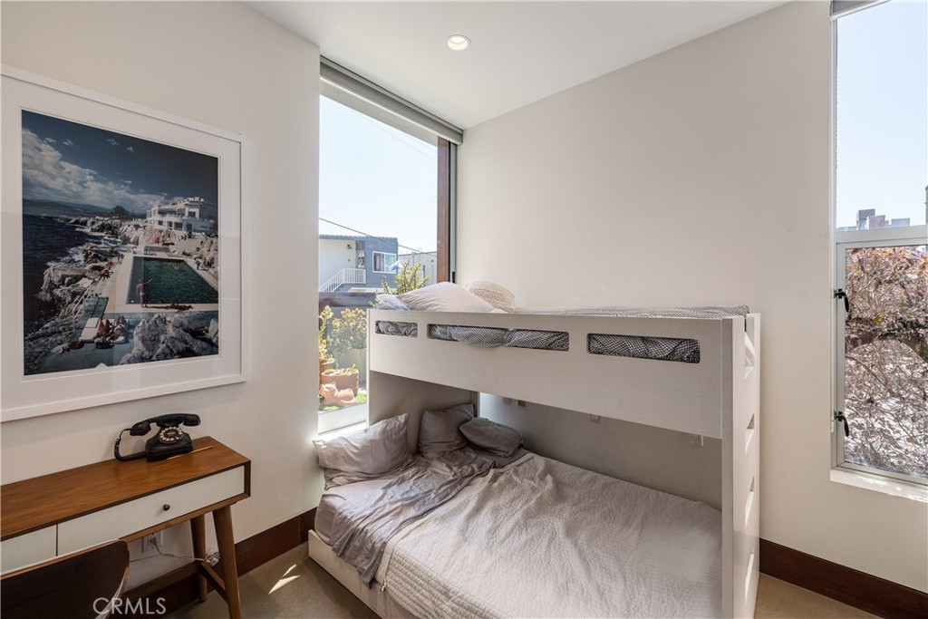 217 9th Street Manhattan Beach, CA 90266 - Photo 31 of 42