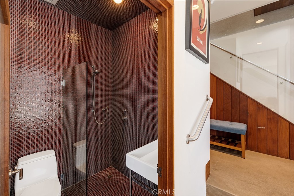 217 9th Street Manhattan Beach, CA 90266 - Photo 34 of 42