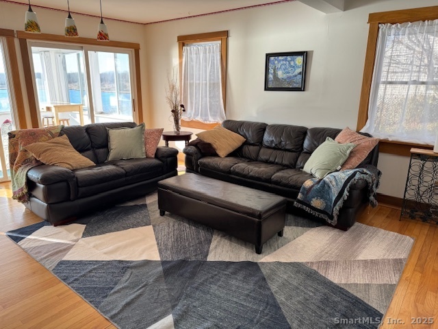 123 Seneca Drive Groton, CT 06340 - Photo 10 of 25 a living room with furniture and a window