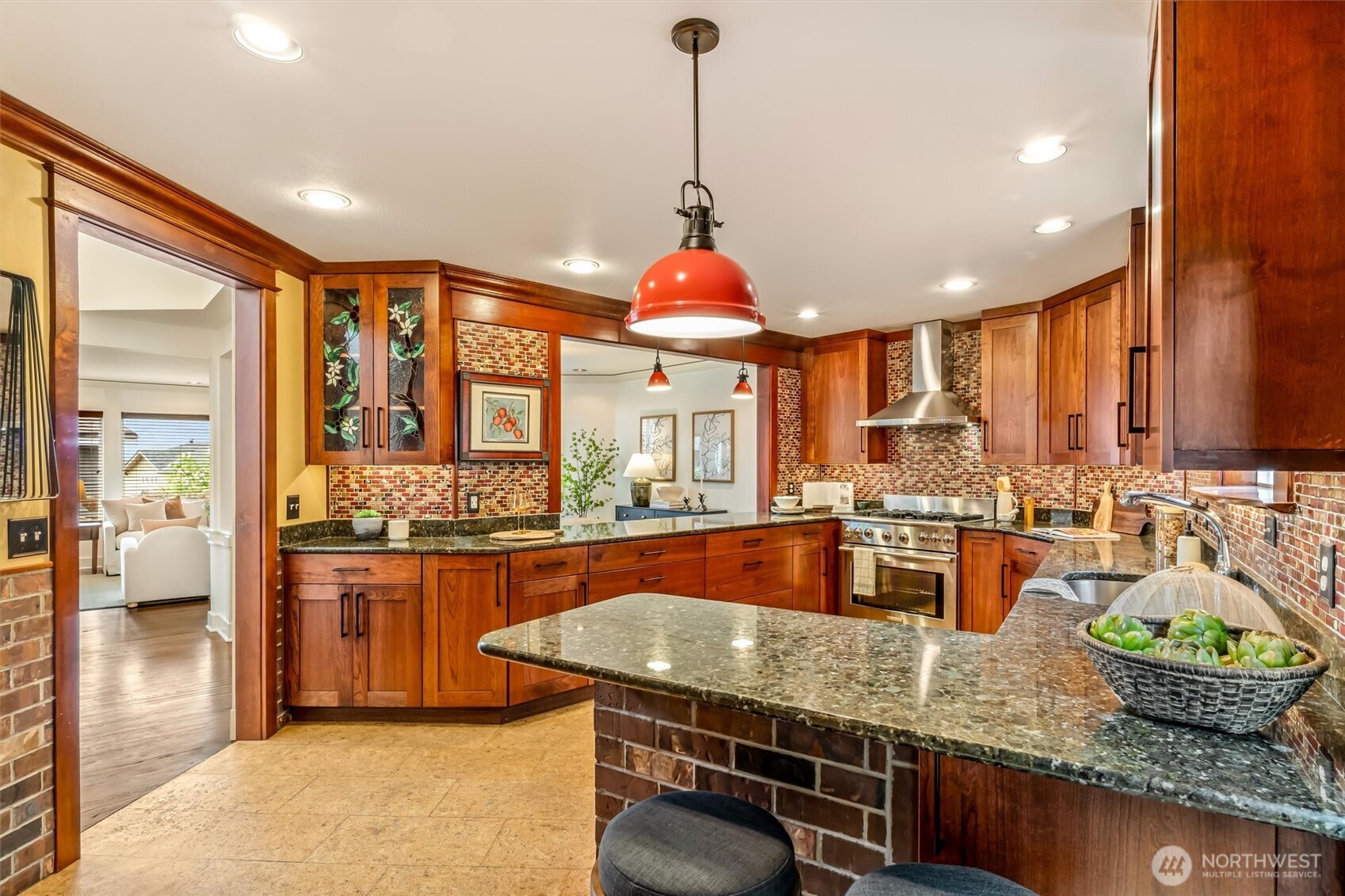 545 Holly Drive Edmonds, WA 98020 - Photo 8 of 39