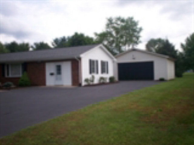 809 12th Street Grottoes, VA 24441 - Photo 3 of 5 Gallery Image 3