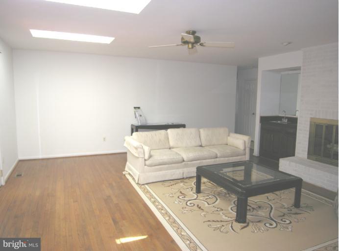 819 Ridge Drive McLean, VA 22101 - Photo 15 of 17 Family Room