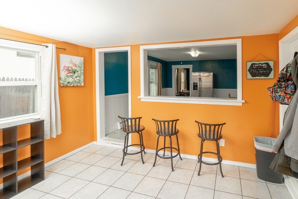 21 Rolf Avenue Chicopee, MA 01020 - Photo 11 of 31 Gallery Image 11