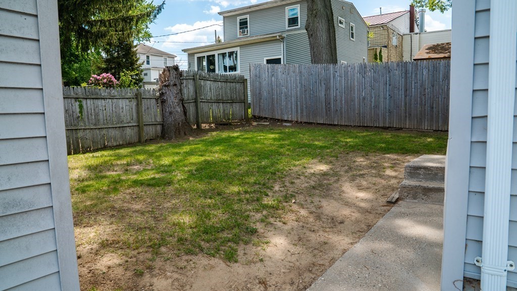 21 Rolf Avenue Chicopee, MA 01020 - Photo 27 of 31 Gallery Image 27