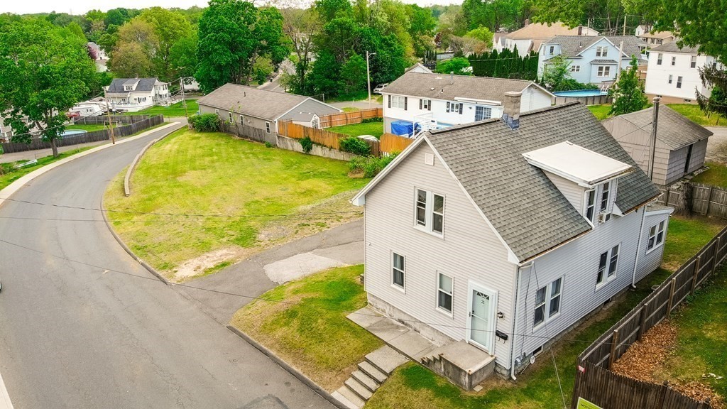 21 Rolf Avenue Chicopee, MA 01020 - Photo 3 of 31 Gallery Image 3