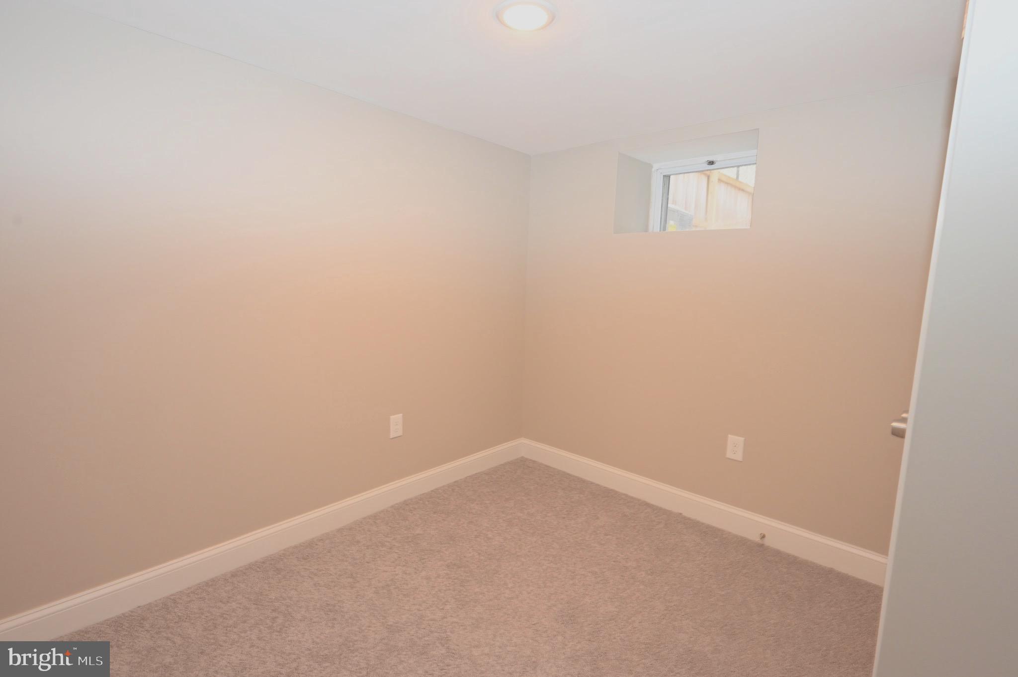 3013 Beverly Road Baltimore, MD 21214 - Photo 12 of 35