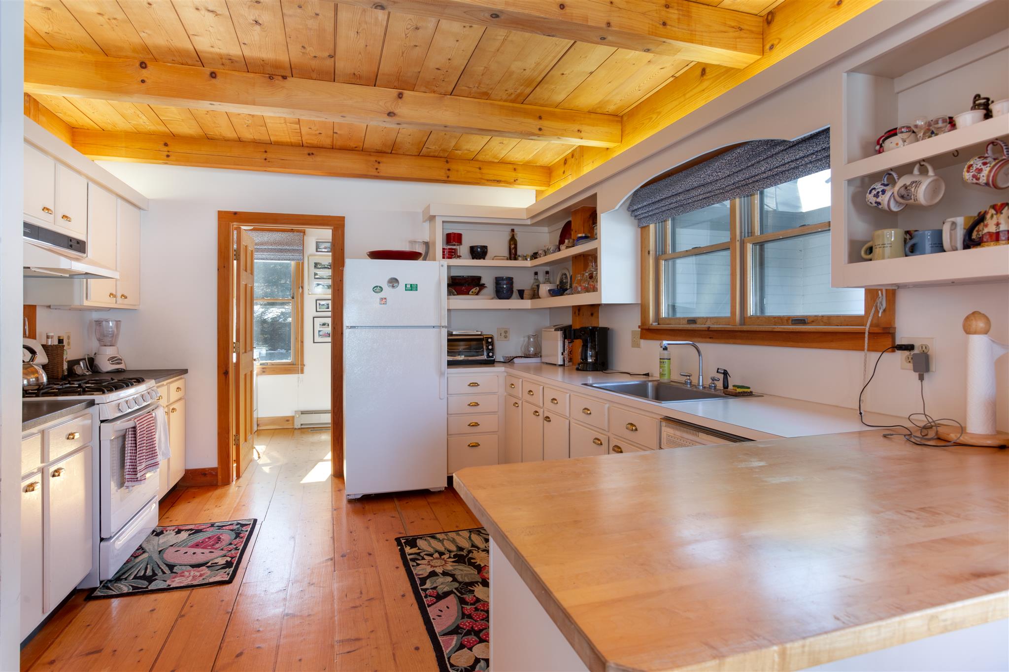 190 Belknap Brook Road Tunbridge, VT 05077 - Photo 5 of 27