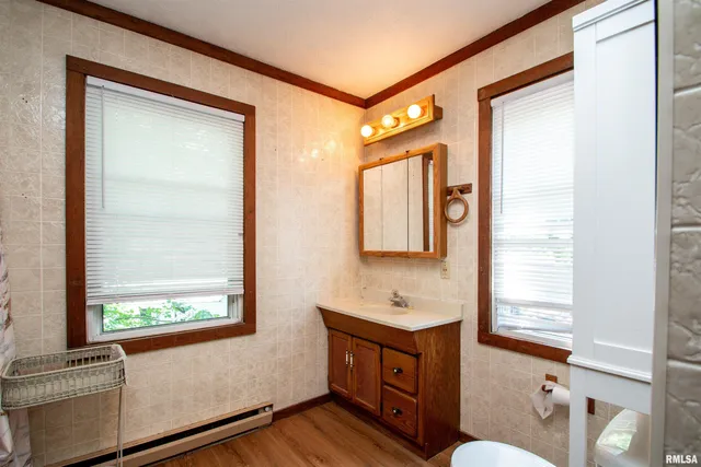 $99,900 | 2036 West Richwoods Boulevard, Peoria, IL 61604