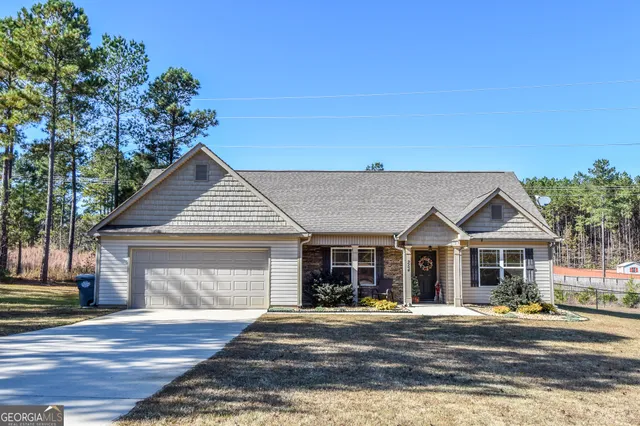 $295,000 | 254 Needleleaf Drive, Barnesville, GA 30204