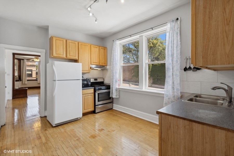 1435 West Lexington Street Chicago, IL 60607 - Photo 5 of 65