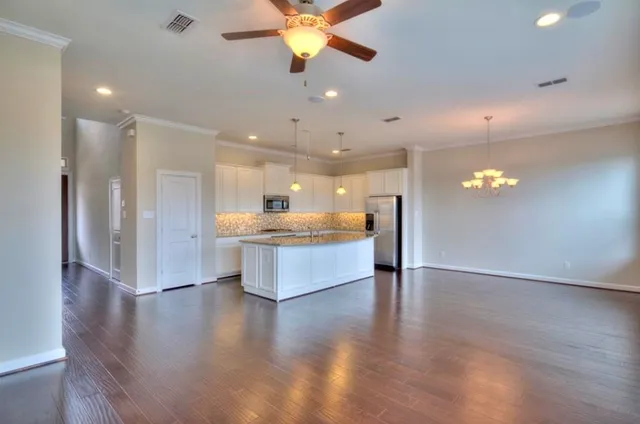 $2,800 | 1804 Cavanal Street, Houston, TX 77080