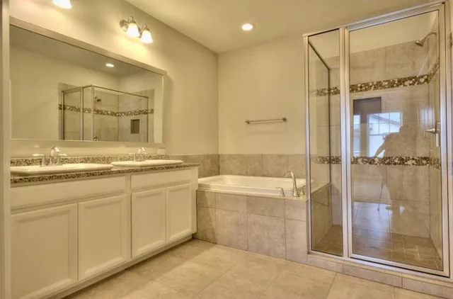 $2,800 | 1804 Cavanal Street, Houston, TX 77080