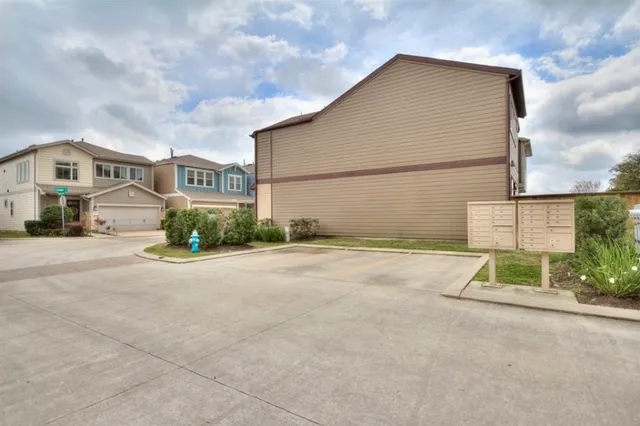 $2,800 | 1804 Cavanal Street, Houston, TX 77080