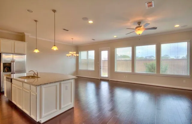 $2,800 | 1804 Cavanal Street, Houston, TX 77080