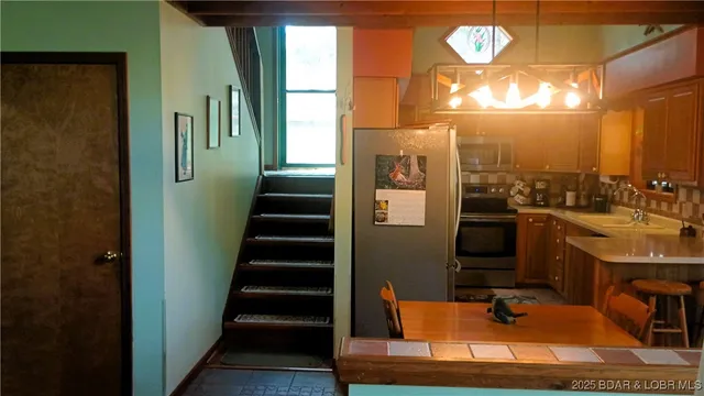 $749,000 | 467 Jack North Loop, Camdenton, MO 65020