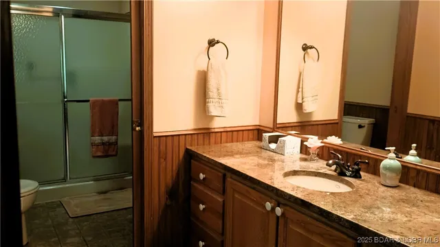 $749,000 | 467 Jack North Loop, Camdenton, MO 65020