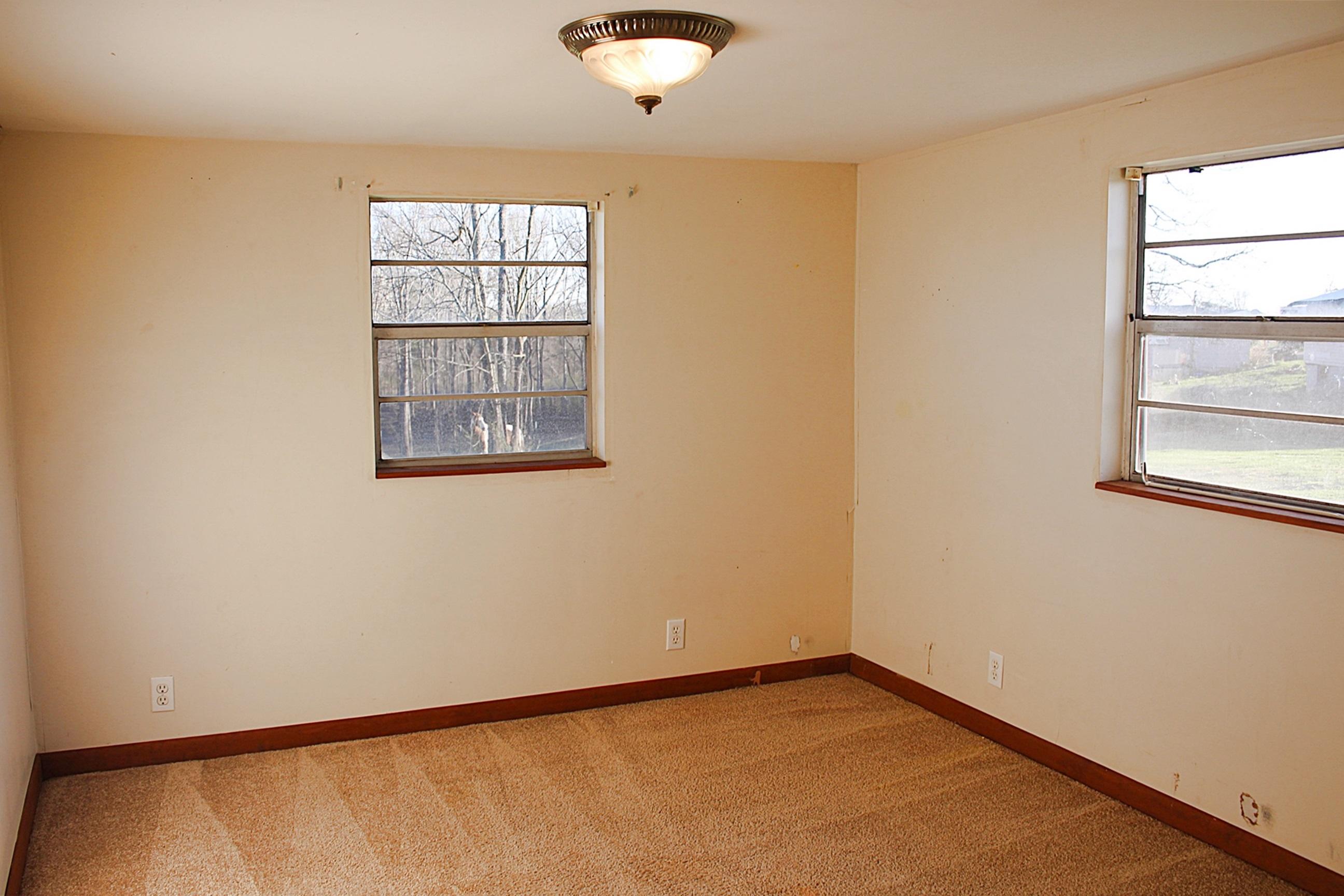 195 Sligh Road Dayton, TN 37321 - Photo 13 of 28 6