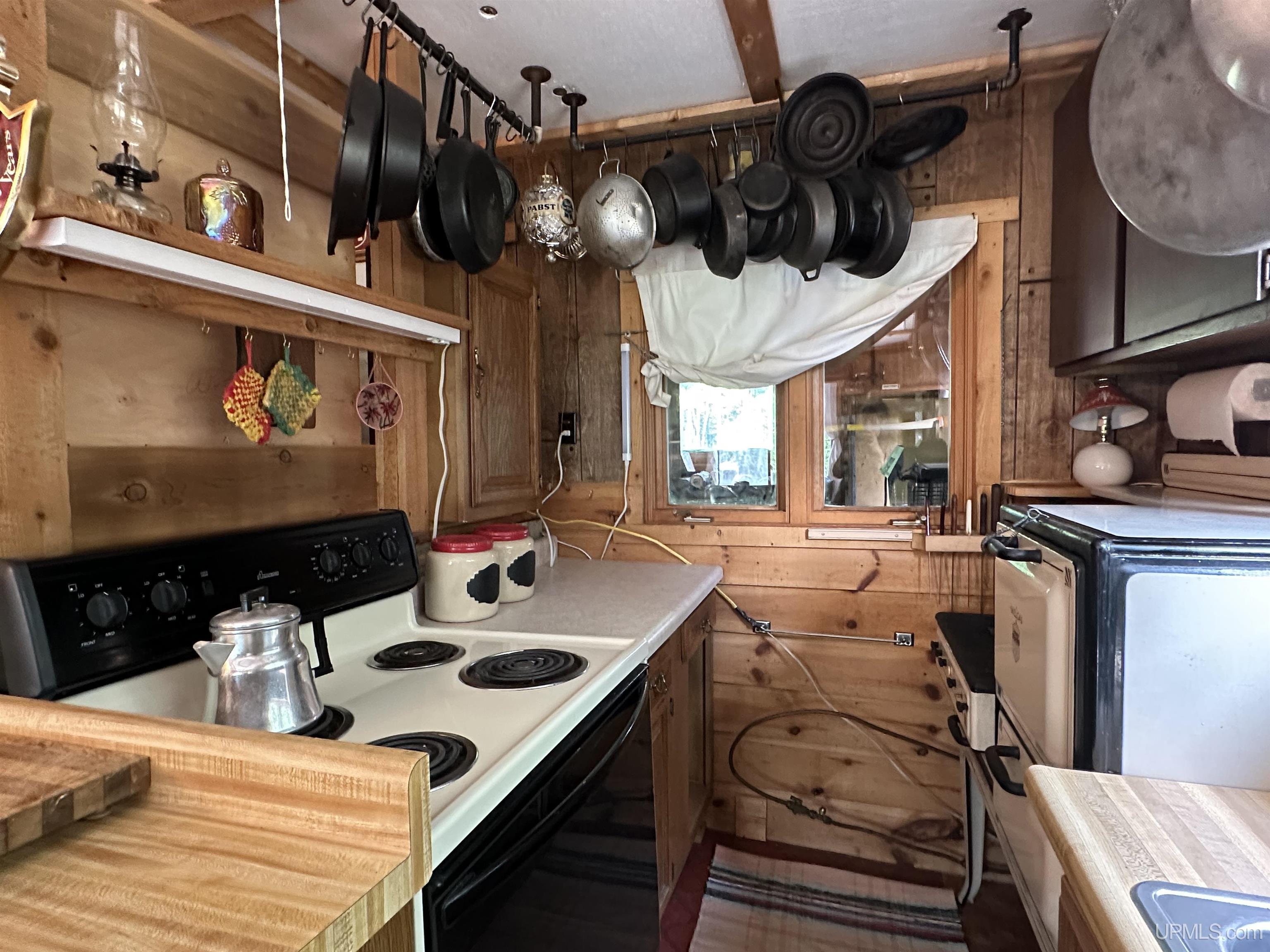 6 Camp 6 Road Ironwood, MI 49938 - Photo 31 of 50