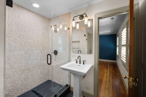 $1,300,000 | 103 Porter Place, Chapel Hill, NC 27514